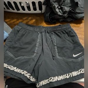 Nike wild run shorts 5 inch
